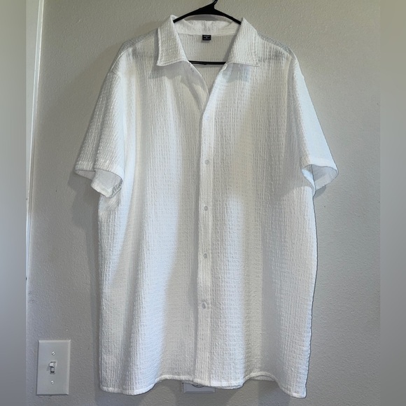 Men’s Casual Button Down Shirt - Picture 4 of 5